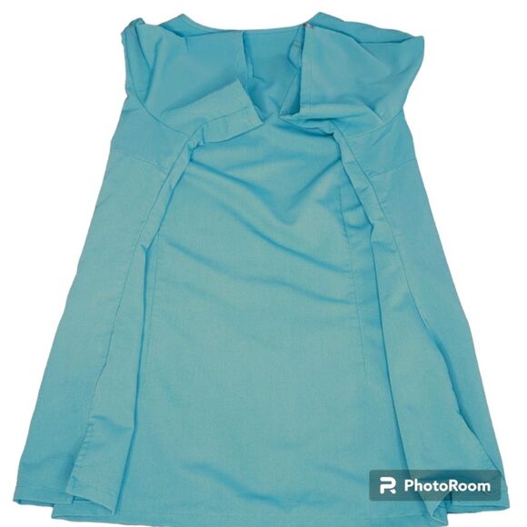 FIGS Technical Collection Scrub Top, Teal Aqua V-Neck, Size XL - Picture 4 of 5